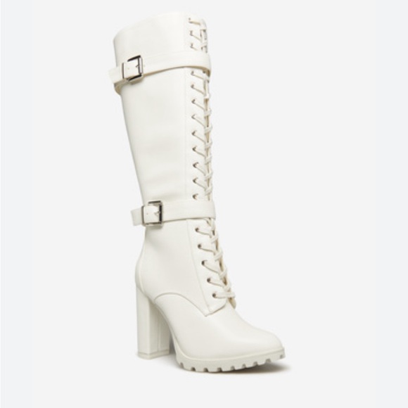 Justfab Tall White heeled boot size 9 - Picture 3 of 5